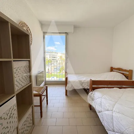 Front De 2 Parking Quartier Corniche Appartement Sète